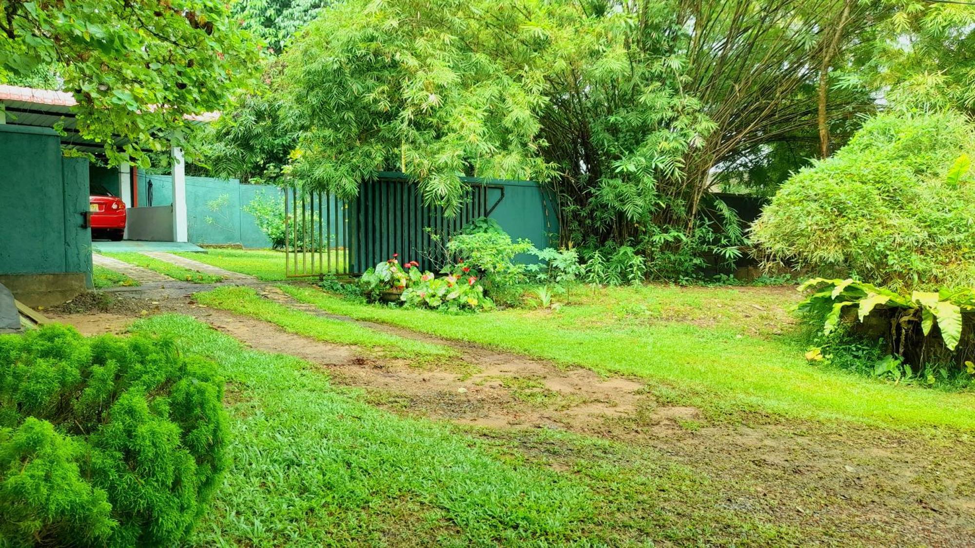 Madara Hotel Horana Eksteriør billede