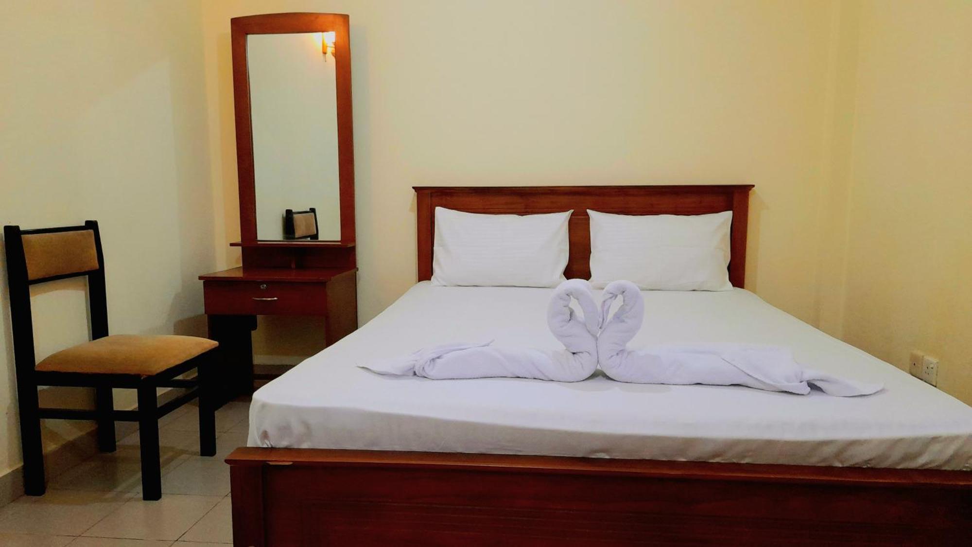 Madara Hotel Horana Eksteriør billede