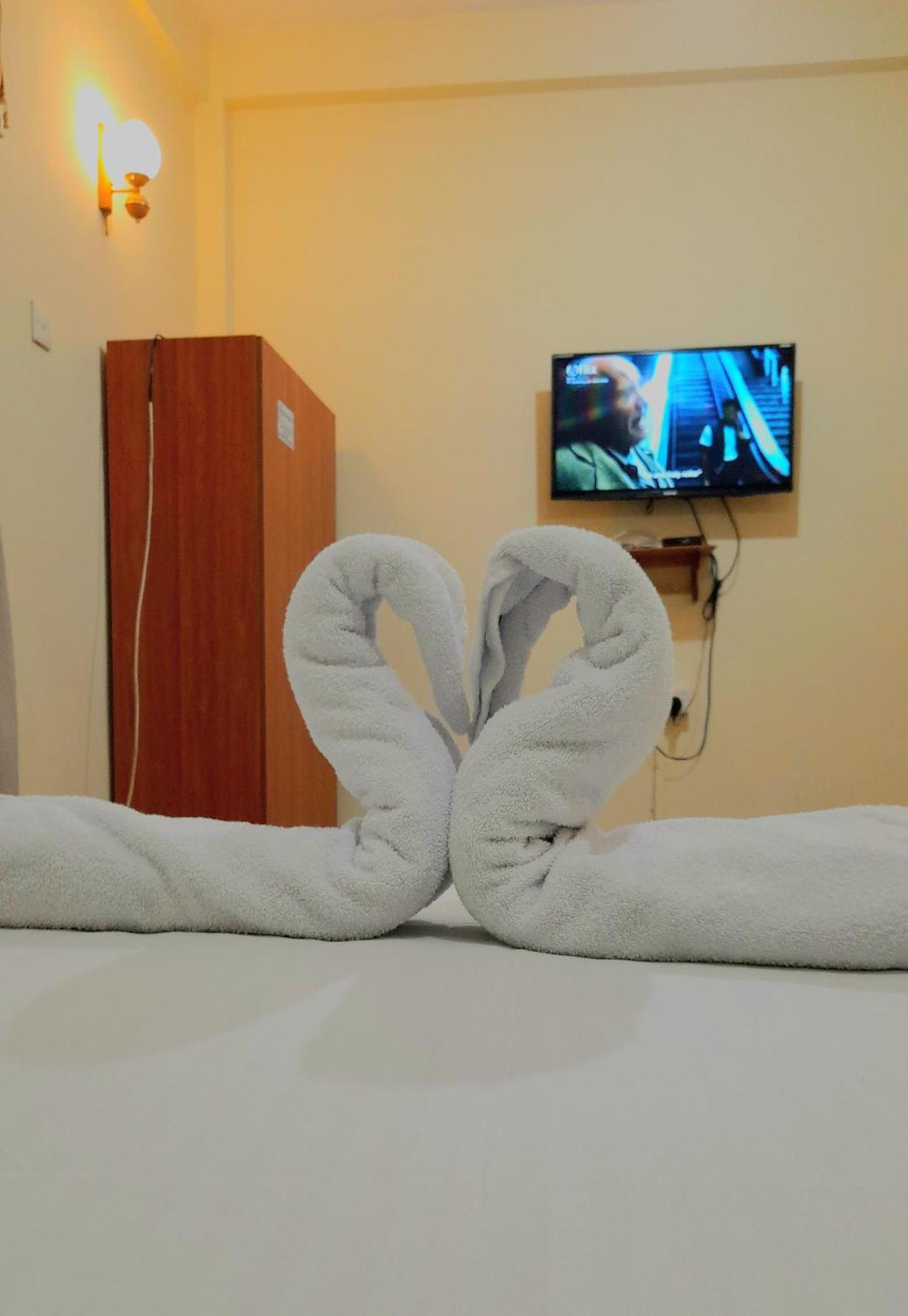 Madara Hotel Horana Eksteriør billede
